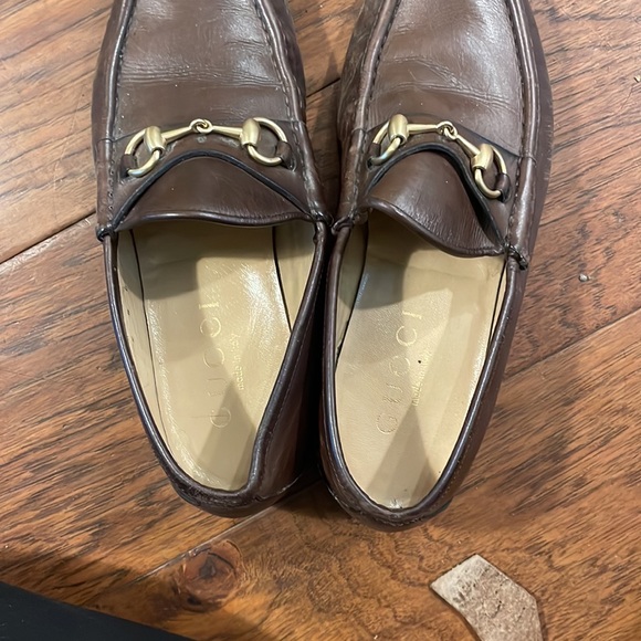 Brown Gucci horsebit loafers. Authentic Italian leather. Size 8D. - Picture 3 of 5